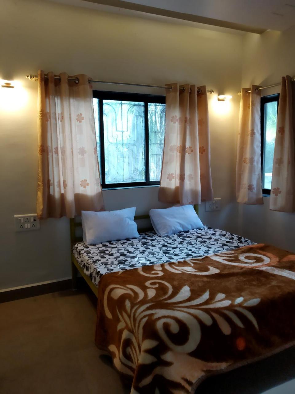 Mountain View Cottage Алібаґ Екстер'єр фото
